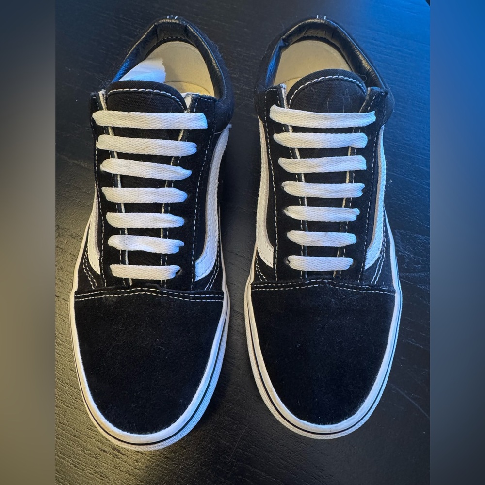 Vans Old Skool Snickers Men’s 5.5 / Women’s 7